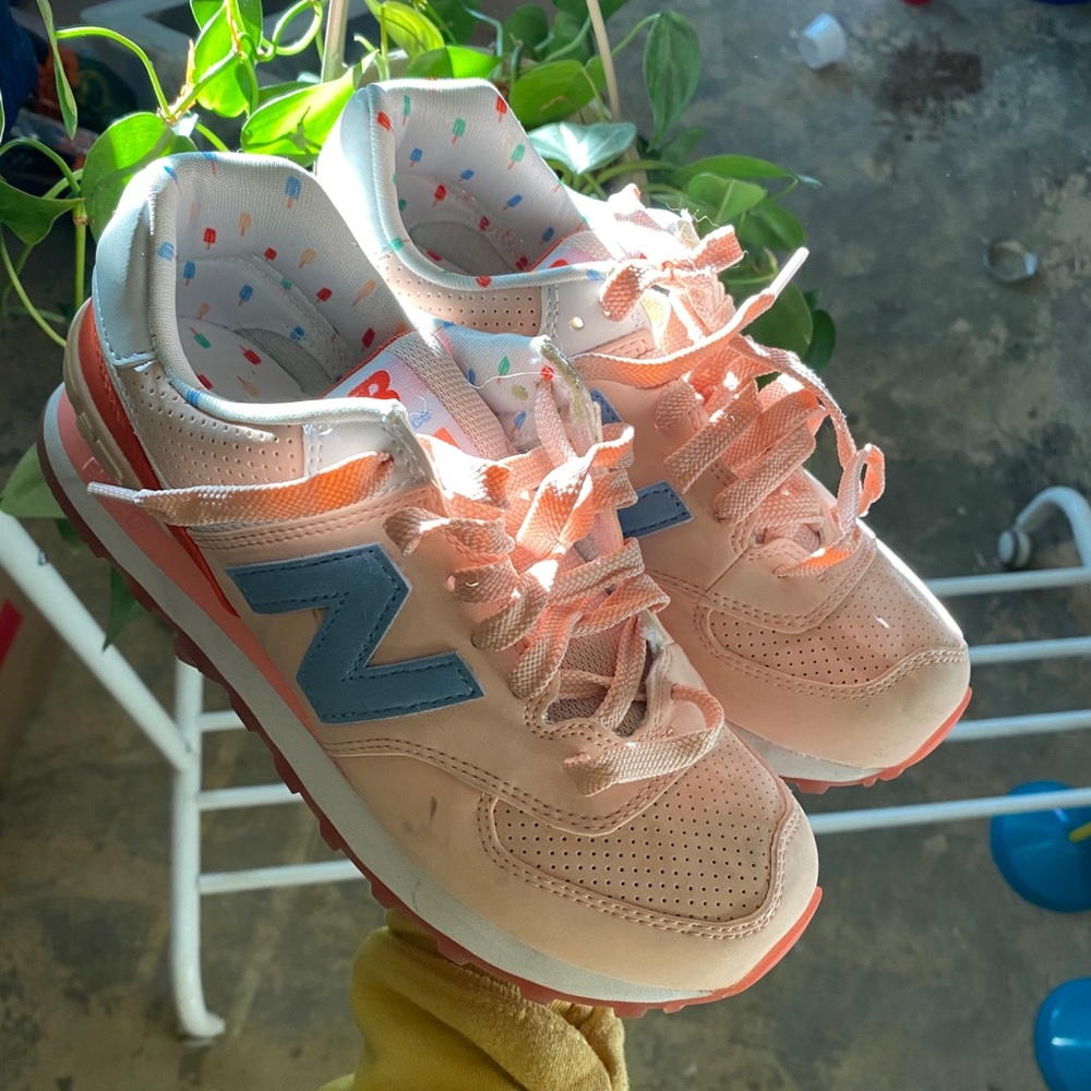 Pink New Balance State Fair 574s